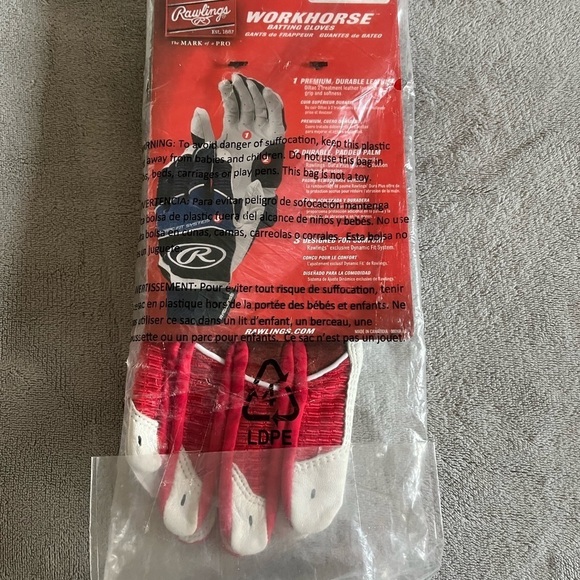 (NWT) Rawlings Batting Gloves. Size adult medium. Still in the package. - Picture 2 of 2